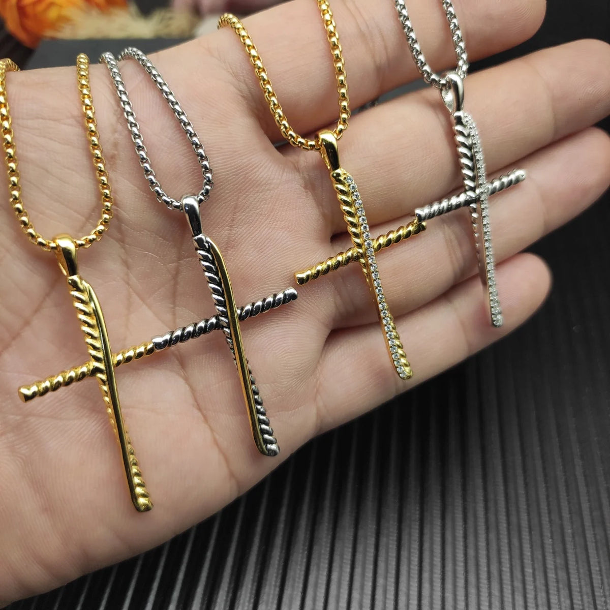 DY High-Quality Silver-Plated Cross Diamond Necklace. Gold-Plated Diamond Necklace. Jewelry Wholesale.