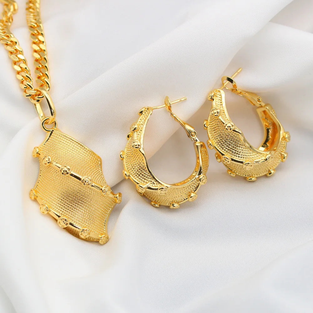XOTICA Elegant 18K Golden Plated 3-Piece Women's Jewelry Set Hypoallergenic Copper Earring Hook Perfect Daily Gift Wedding Accessory