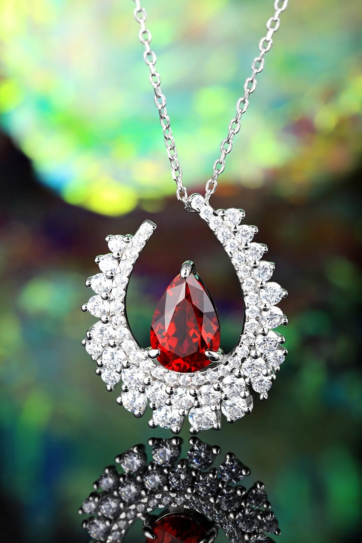 Gemfiori Anster 925 Sterling Silver High-quality Cultivated Ruby Necklace - Suitable for Parties or As a Gift