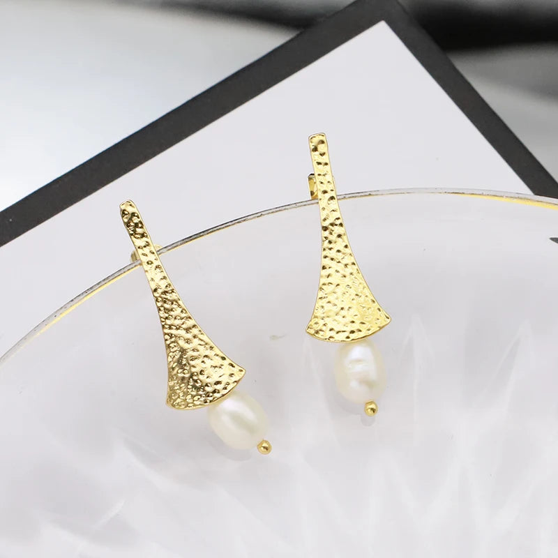Natural Freshwater Pearl Earrings 18k Gold Plated Simple Baroque Irregular Vintage Earrings for Women