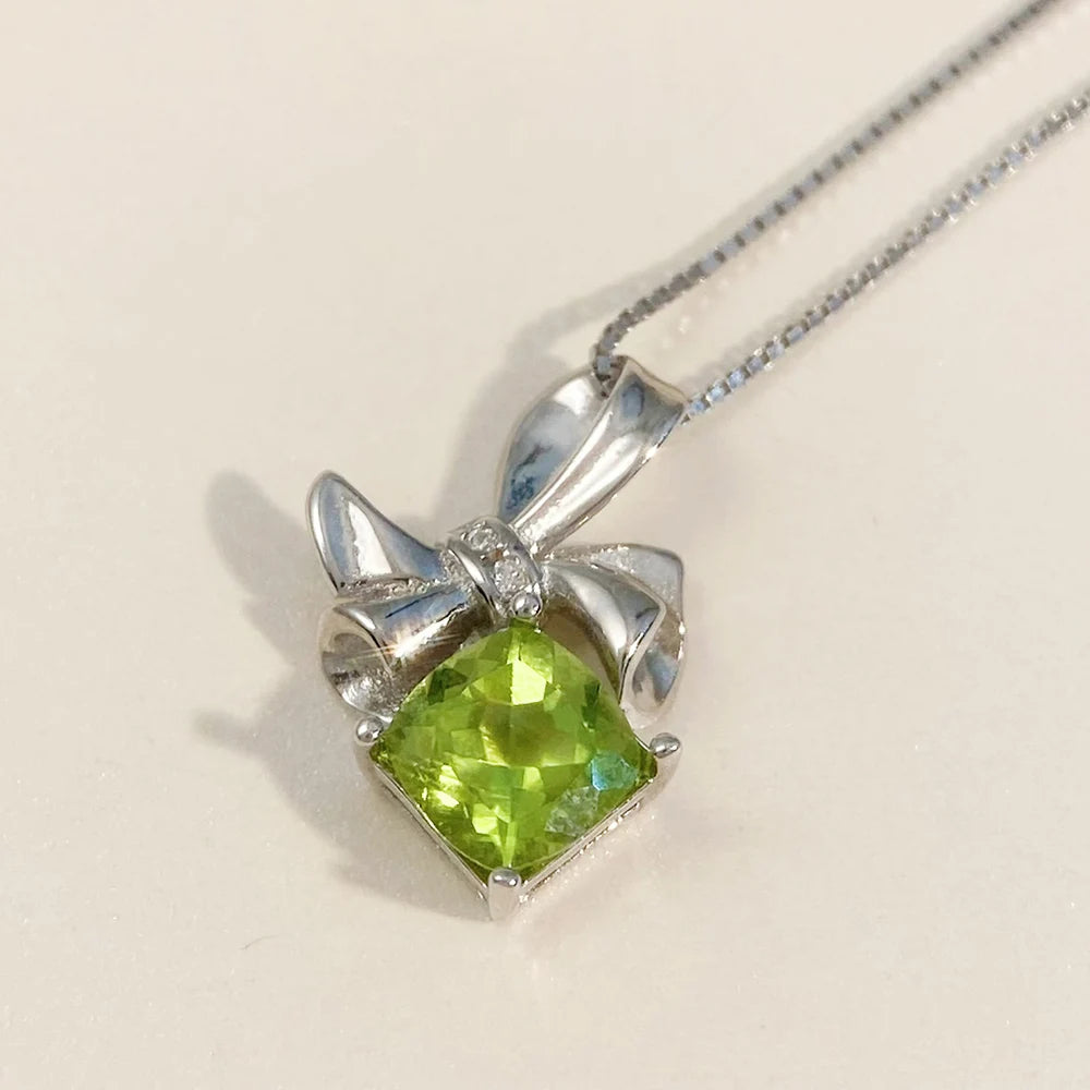 Gioiellieri Sterling Silver Peridot Necklace with Natural Green Stone for Women S925 Fine Jewelry Elegant Gemstone Pendant Gift Idea