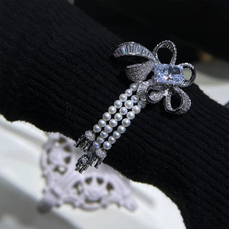 Tassel Dangle Pearl Brooch 4-5mm Freshwater Bowknot Motif Zircon Inlaid Polished Metal Luxury Accessory Fashion Brooches