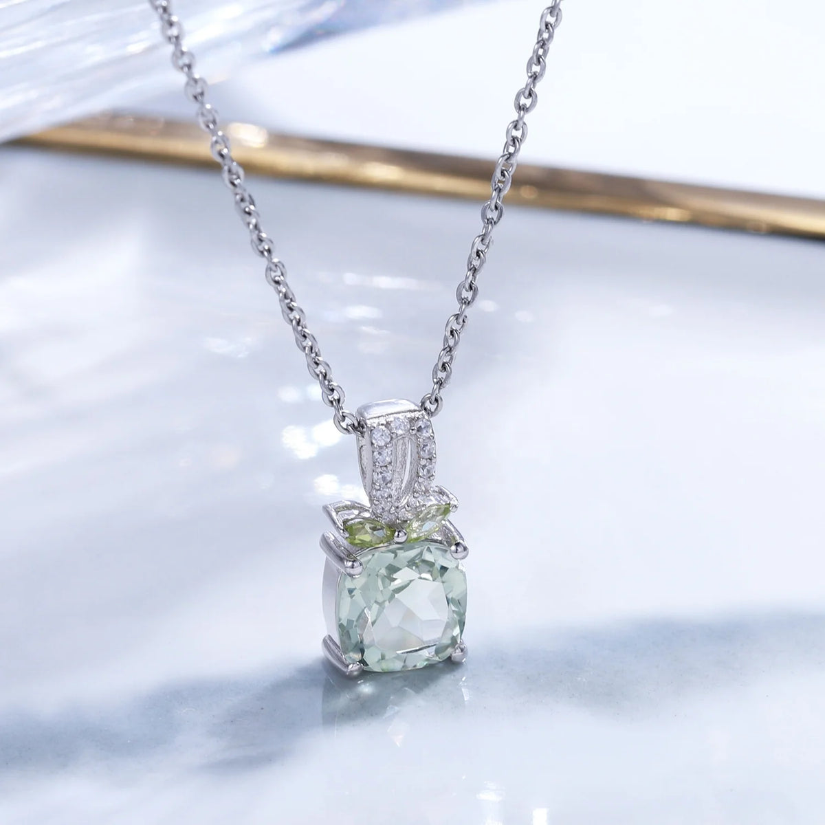 ArtistA C1266 Abiding Natural Green Stone Prasiolite 925 Sterling Silver Pendant Charm Green Amethyst Gemstone Jewelry Accessory Pendant