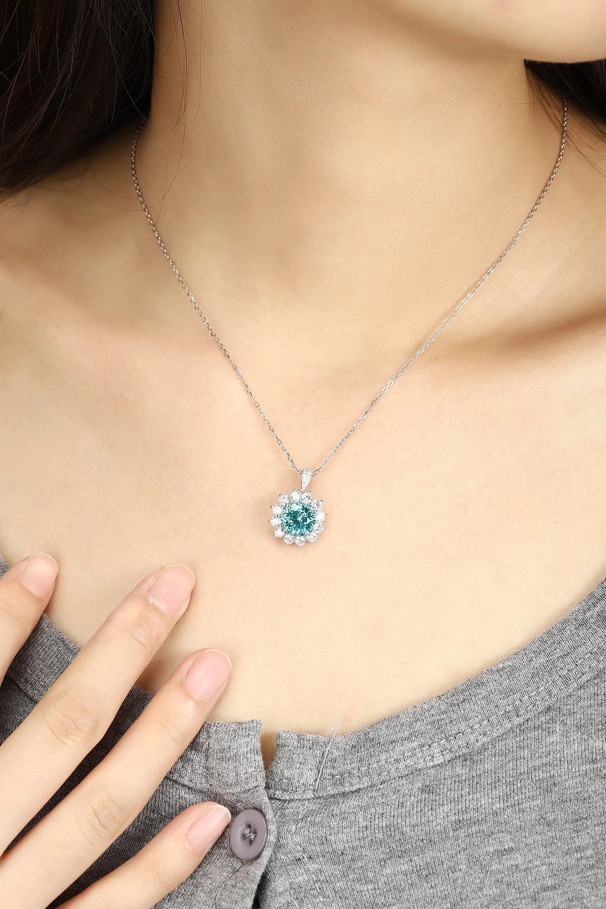 Gemfiori Anster Paraiaba Mian Stone Round Cutting Platinum Necklace Attractive Length 16cm 3.9ct Customizable Style Women's Necklace