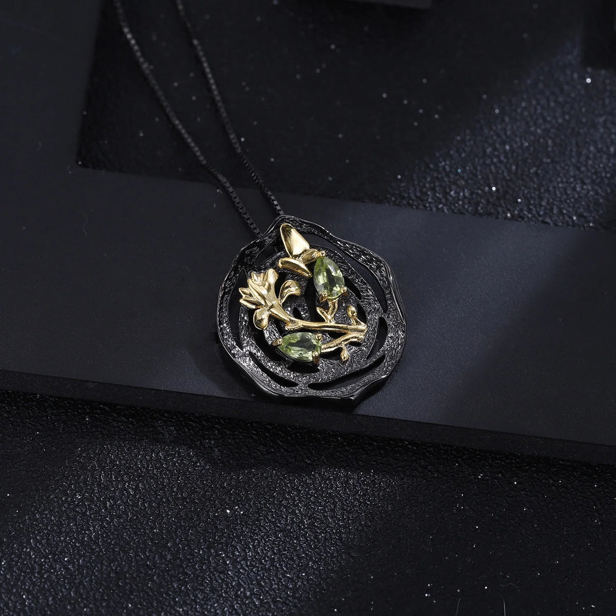 ArtistA Abiding Original Design Gold Plated Two Tone Geometric Lotus Flower Butterfly 925 Sterling Silver Peridot Jewelry Set