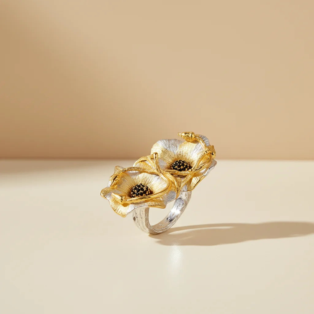 Flower Design 925 Sterling Silver Women Jewelry Ring with Yellow Gold Plated