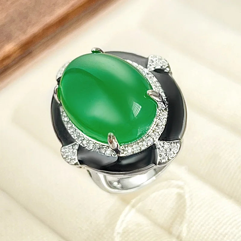 Gemfiori Victorian Style Classic Blue Zircon with Black Border Noble and Fashionable Retro Pendant Ring Set