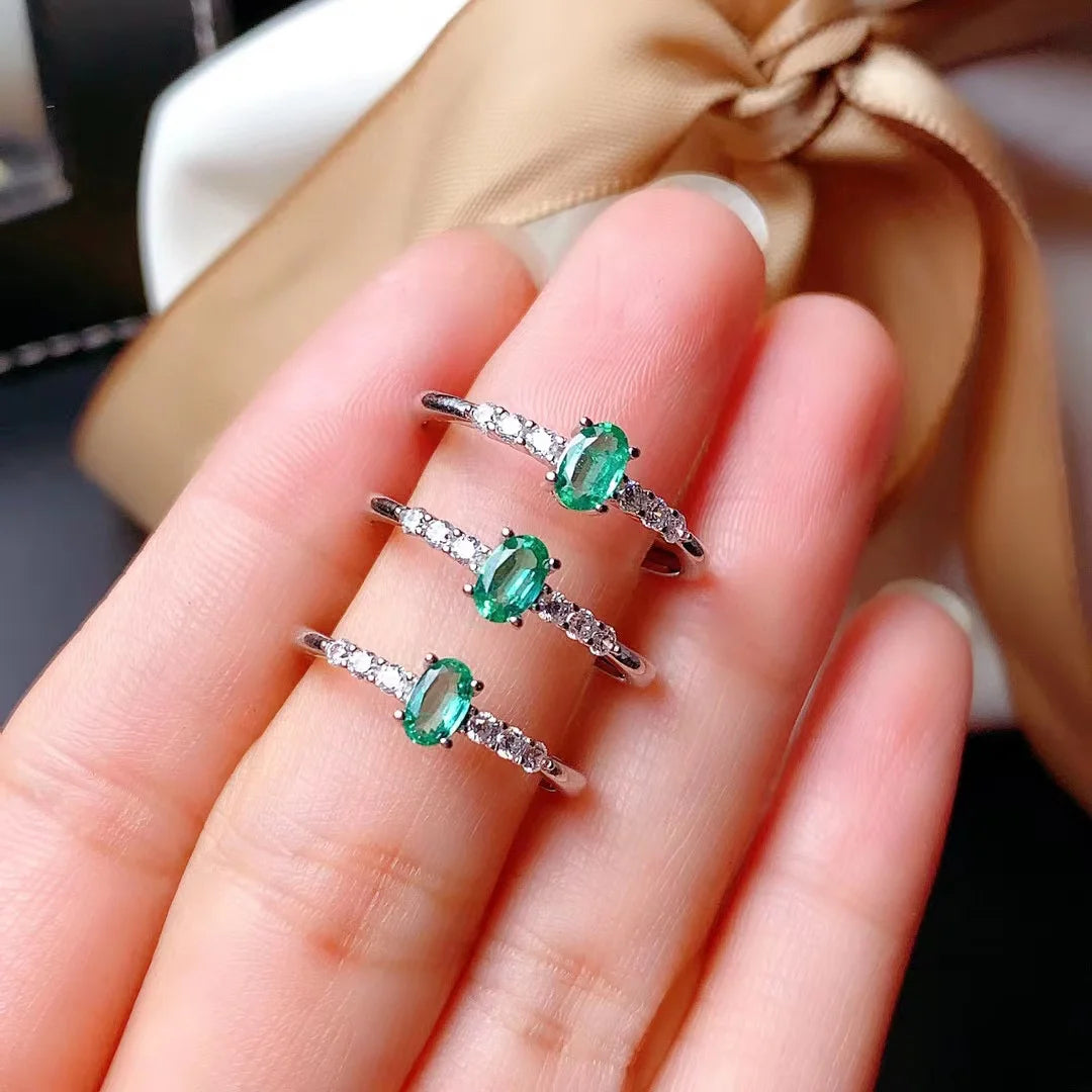 Natural Emerald Ring for Engagement with 925 Sterling Silver May Birthstone Green Gemstone Fine Jewelry Luxury Anniversary