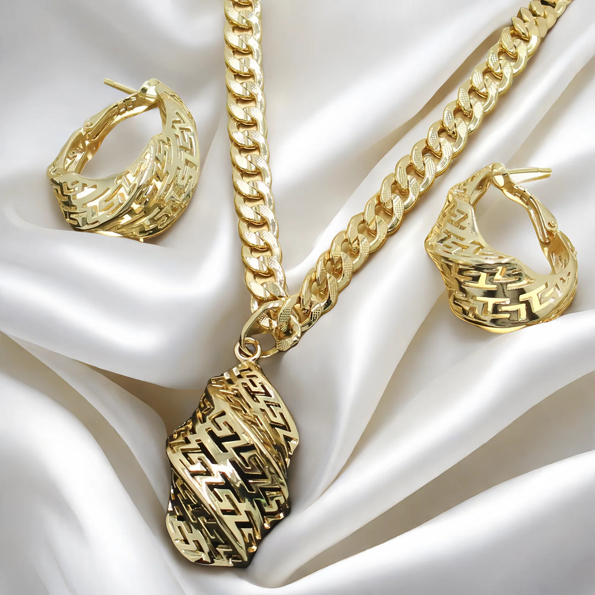 XOTICA Dubai-Style 18K Gold Plated Copper Jewelry Set for Women Elegant Vintage Necklace and Earrings for Parties and Weddings