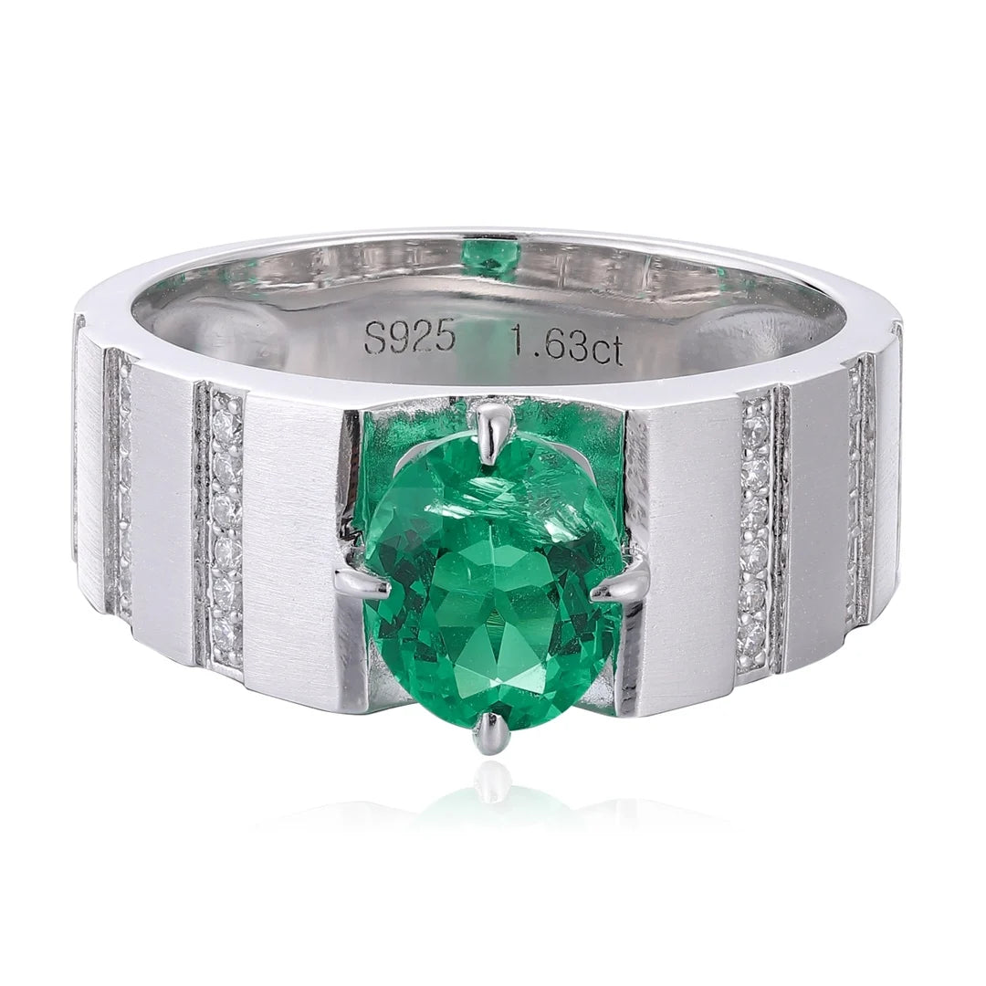 Gemfiori S925 Silver Cultivated Emerald Men's Ring Main Stone: 1.63CT Side Stones: 0.38CT Total Weight: 7G