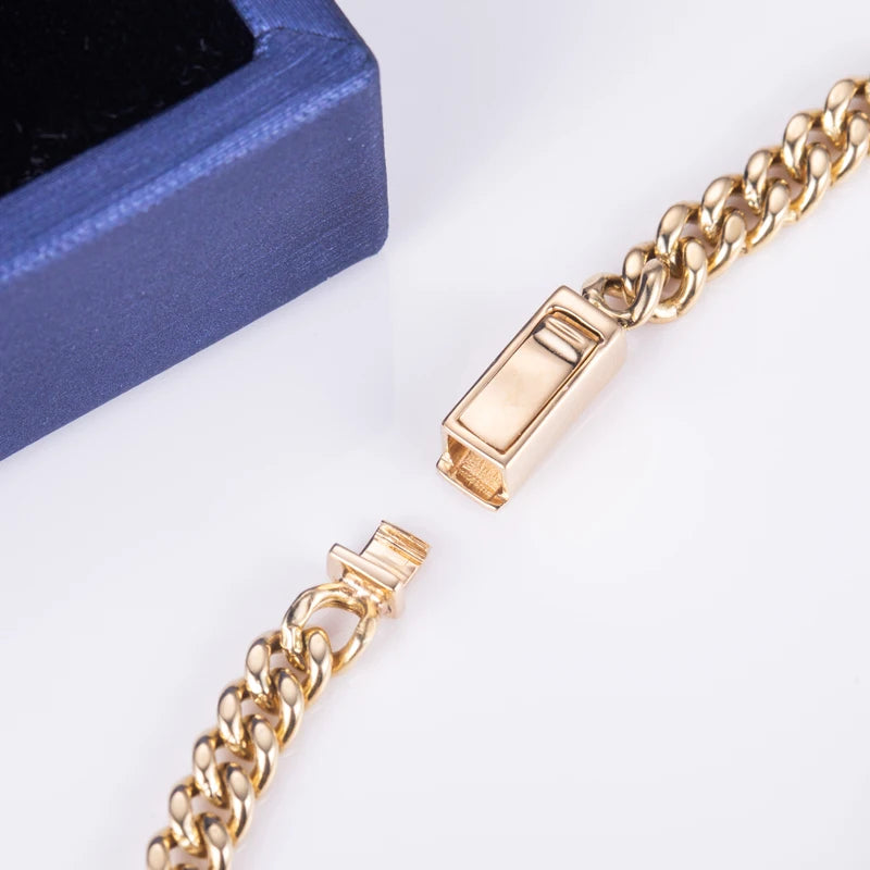 Messi Jewelry  MSB-511 10K 14K 18K Yellow Gold Custom Jewelry Moissanite Lab Grown Emerald  Bracelet