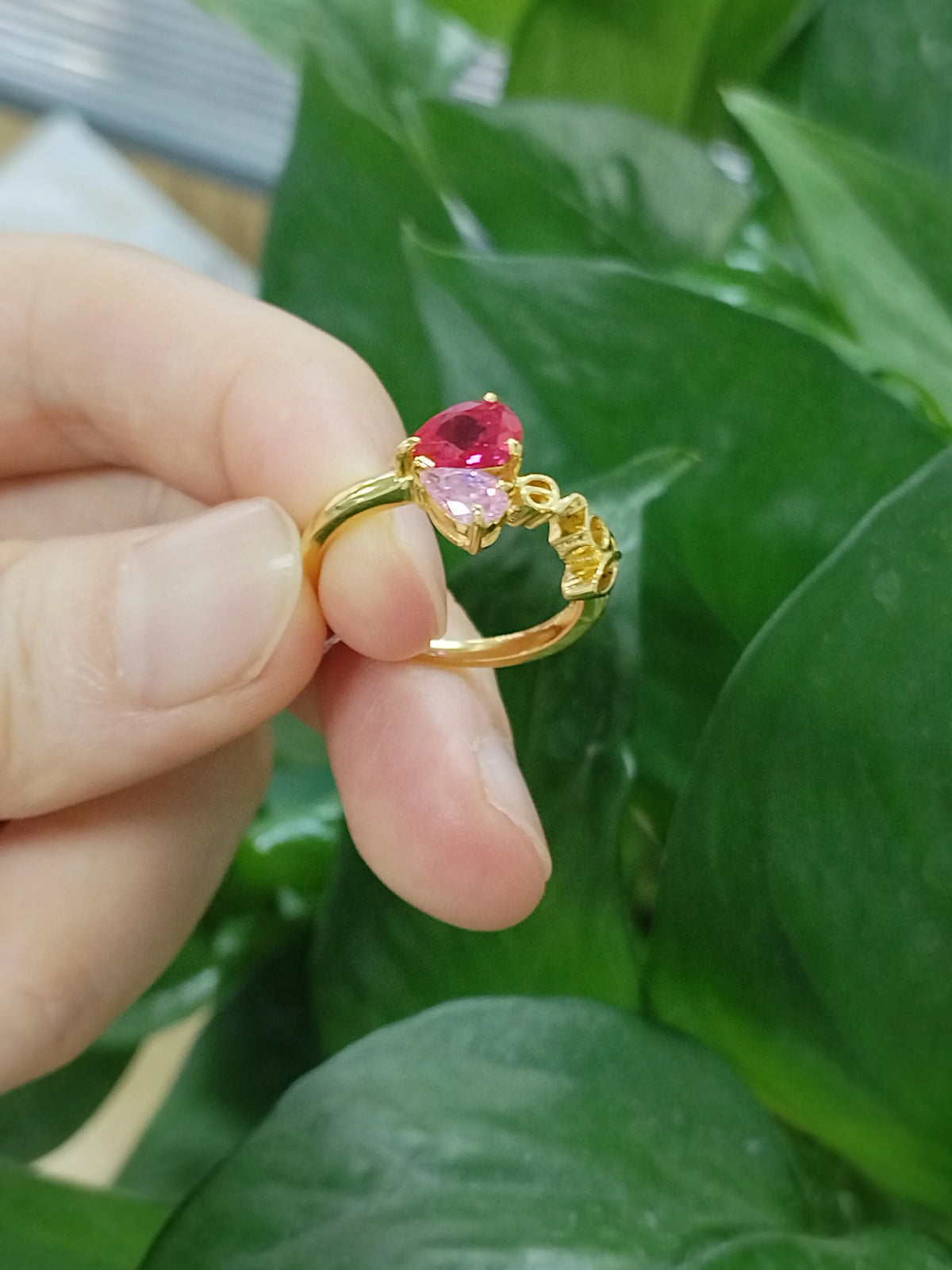 Gemfiori Custom Luxury Pear Cut Ring Lab Grown Ruby Eternity Promise Ring Women Jewelry Red Gemstone 925 Sterling Silver Ring for Party