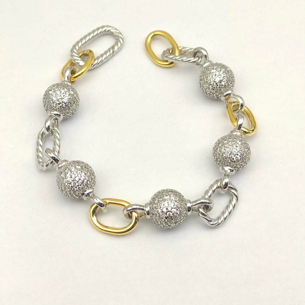 FASHIONISTA DY High-Quality Silver-Plated Round Brilliant Diamond Fashion Bracelet, Gold-Plated Diamond Bracelet, Jewelry