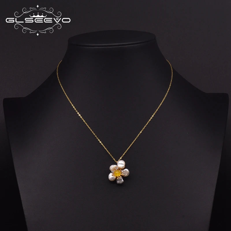 Natural Fresh Water Baroque Pearl Necklace for Women Gift Handmade Flower Pendant Necklace