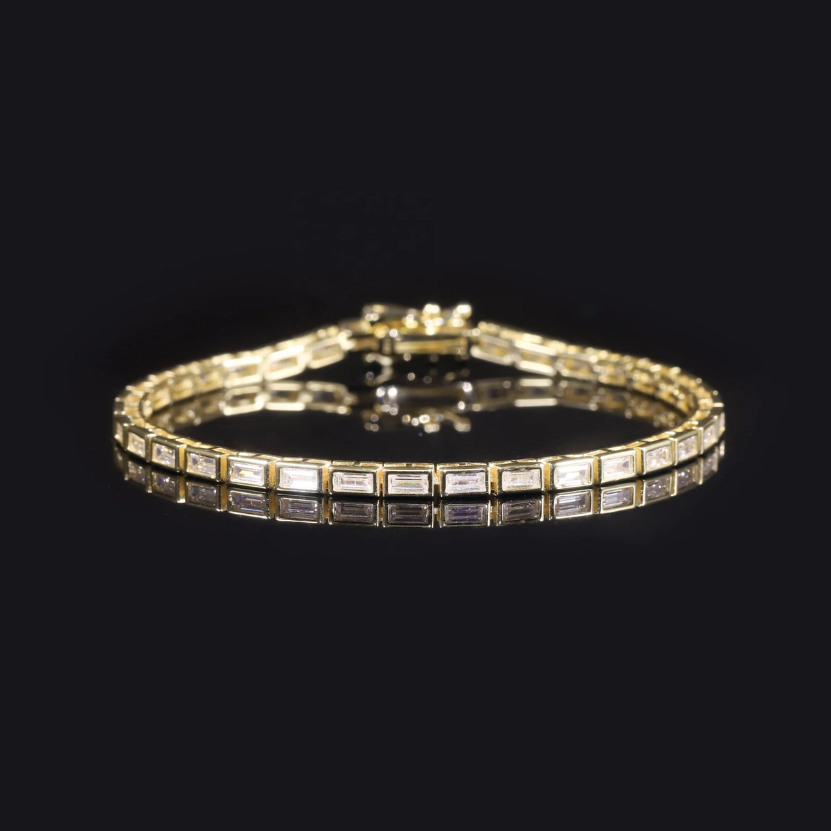 ArtistA Factory Direct Sales Trendy Gold Plated 925 Silver Bezel Setting Baguette Cut Moissanite Diamond Tennis Bracelets for Women