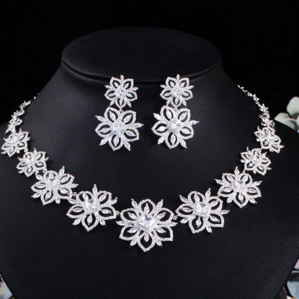Newest Luxury Bridal Jewelry Sets Brilliant Big Flower Green 3A CZ Necklace Dangle Earring Banquet Wedding Dress Accessories