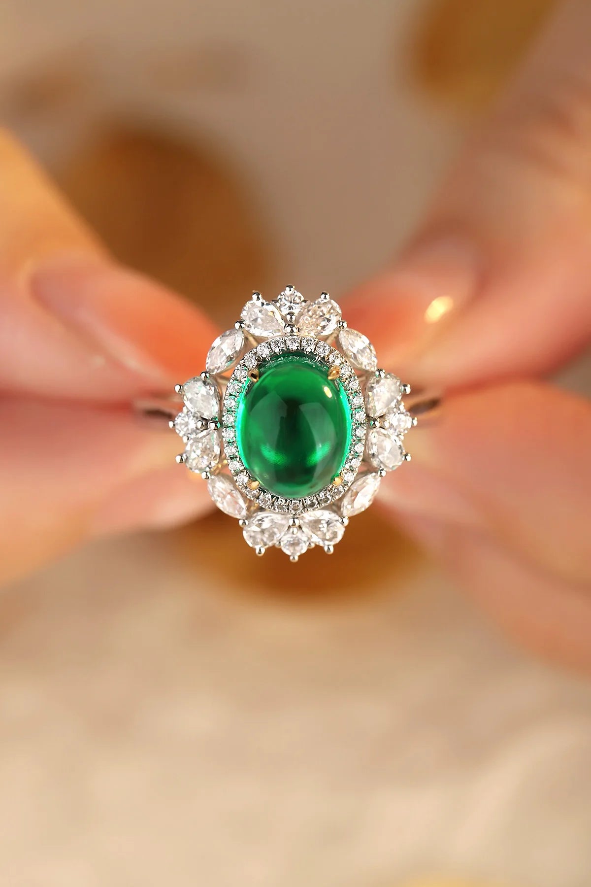 Gemfiori Custom Jewelry Ring 18k Gold Ring with Lab Grown Emerald and CVD Diamond from Shenzhen Gemfiori Wuzhou Gems
