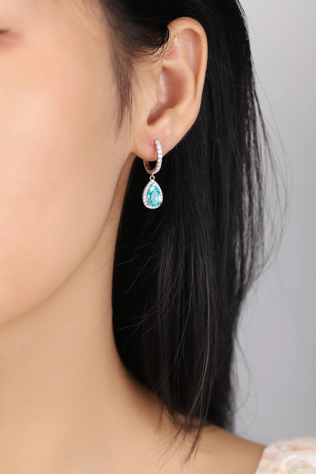 Gemfiori China Factory New Design PearStyle Colored Gemstone Cultivated Paraba Earrings