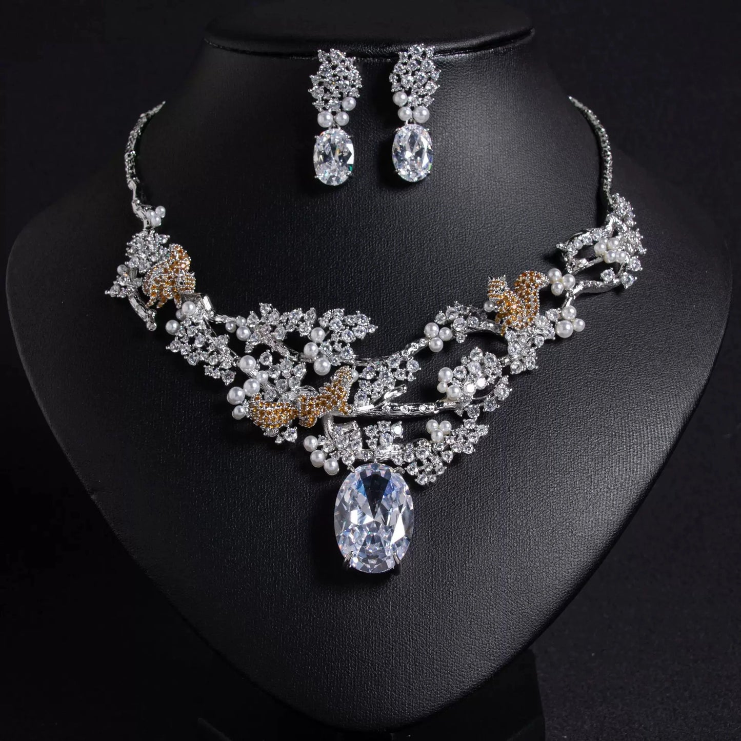 XM S300 Princess Cut Zircon & Pearl Floral Statement Necklace & Earrings Set