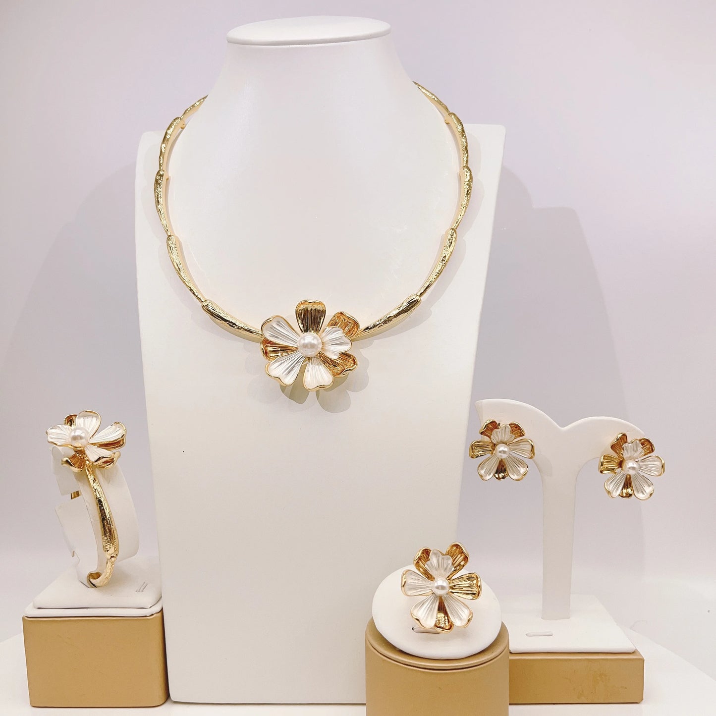 Zhuerru Italian Gold Plated Jewelry Set Simple Cheap Necklace Bracelet Jewels Sets Available Bridal Wedding Gifts HV000742