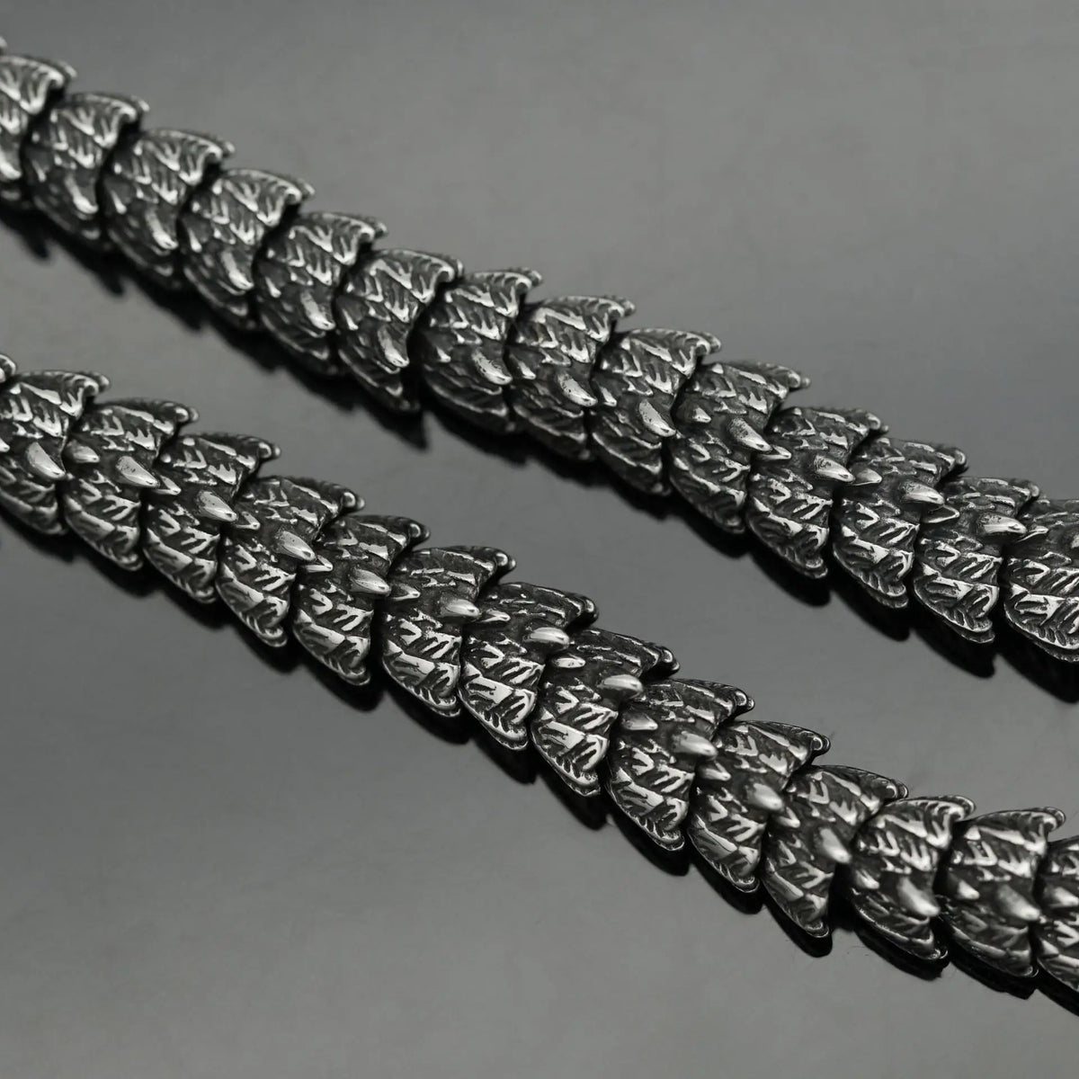 REBEL Bulk Order Stainless Steel Punk Style Vintage Antiquated Dragon Bracelet for Men Custom Packaging