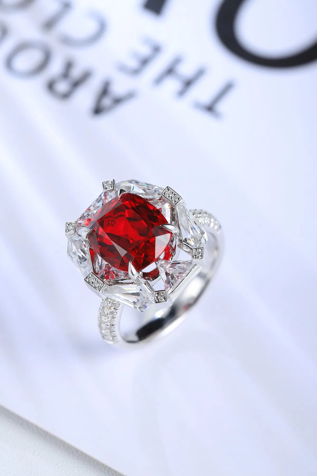 Gemfiori Jewelry Trendy High Quality S925 Silver Cultivated Ruby Ring Unisex Engagement Ring for Wedding Party or Gift