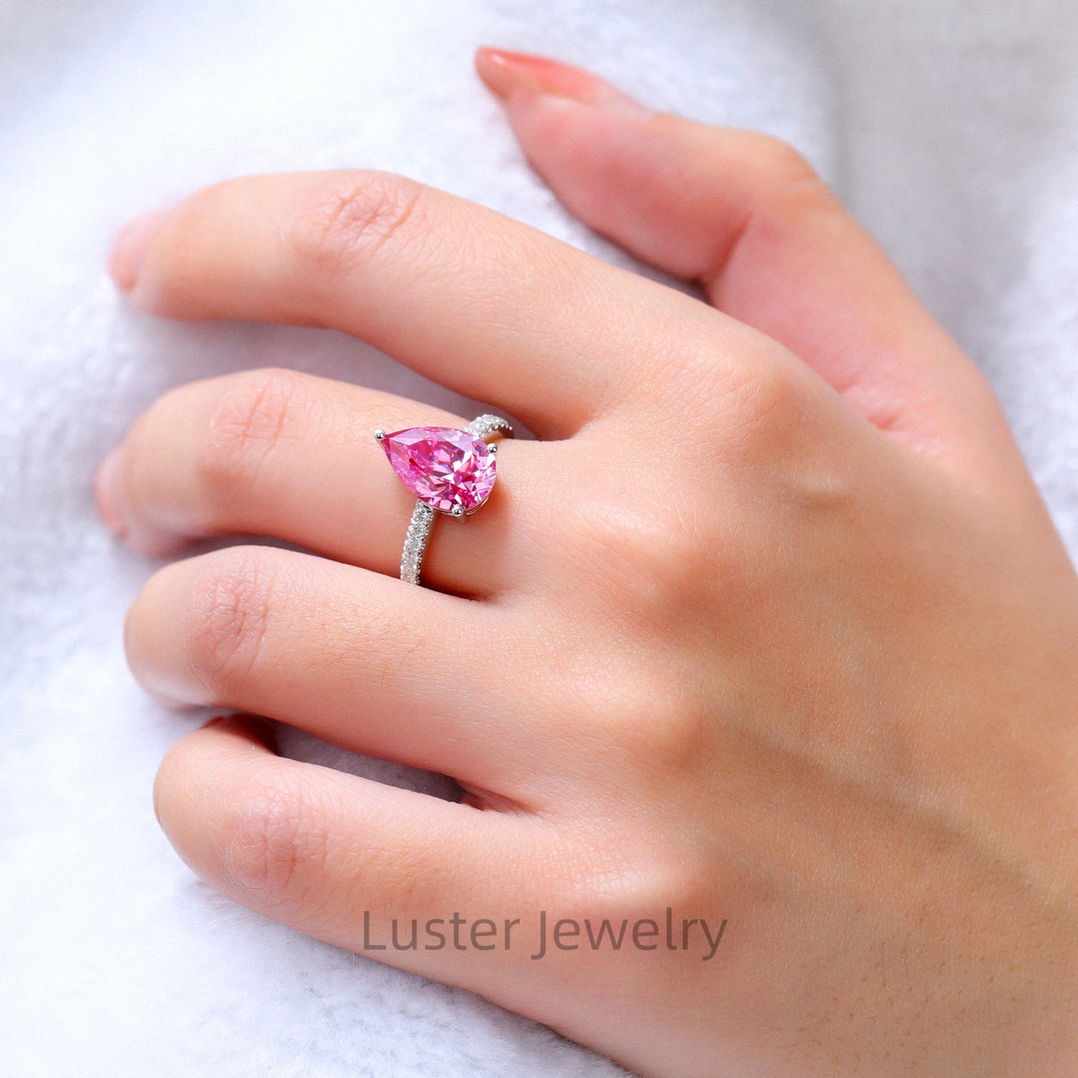 Gemfiori Luster Gorgeous Engagement 925 Sterling Silver 4.0ct Teardrop Shape Moissanite 10K/14K/18K Pink Pear Cut Moissanite Gold Ring