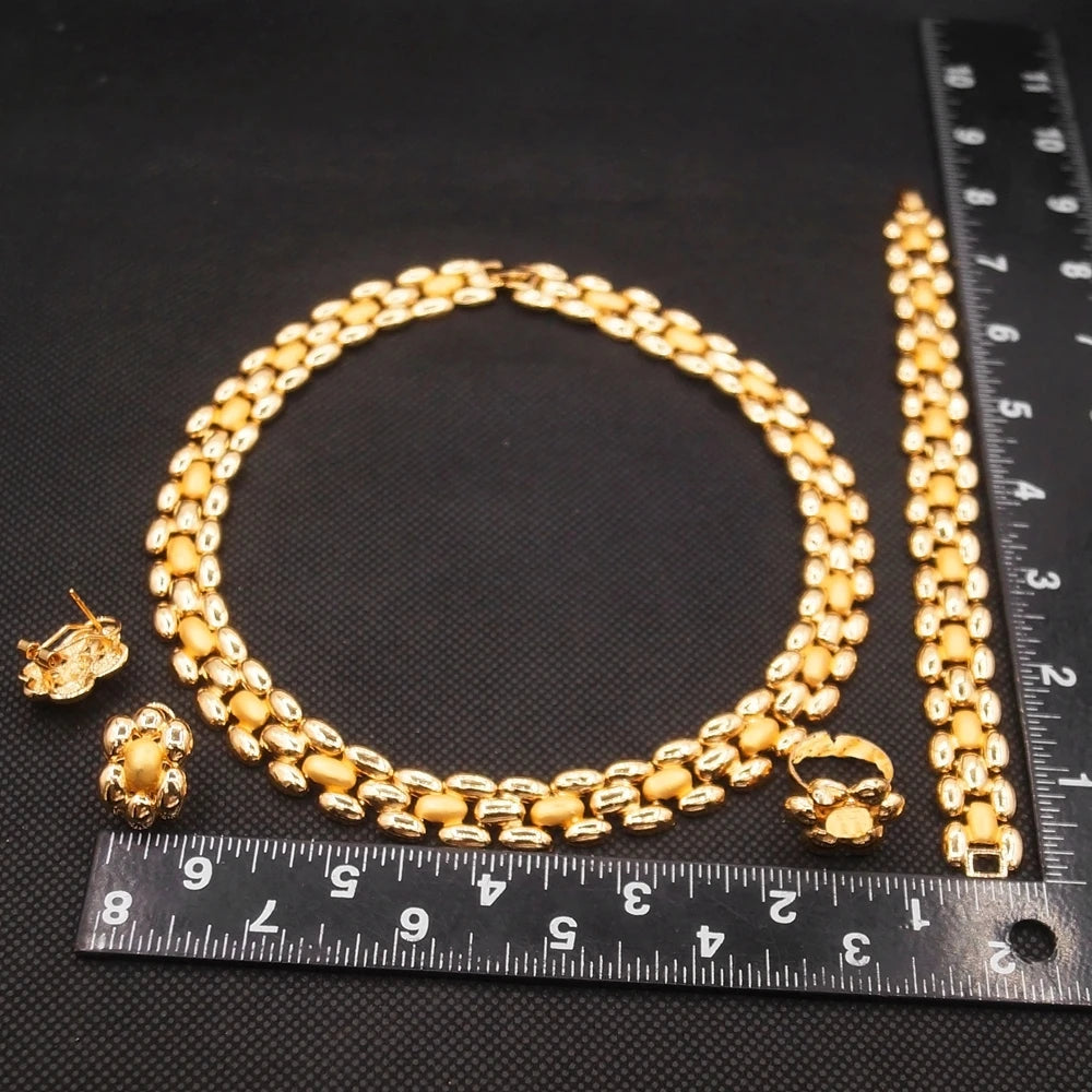 Zhuerrui Italian Symbol Design Jewelry Sets Beautiful Wedding Nigerian Woman Luxury Jewelry Set Gold Plated Jewellery HN21030814