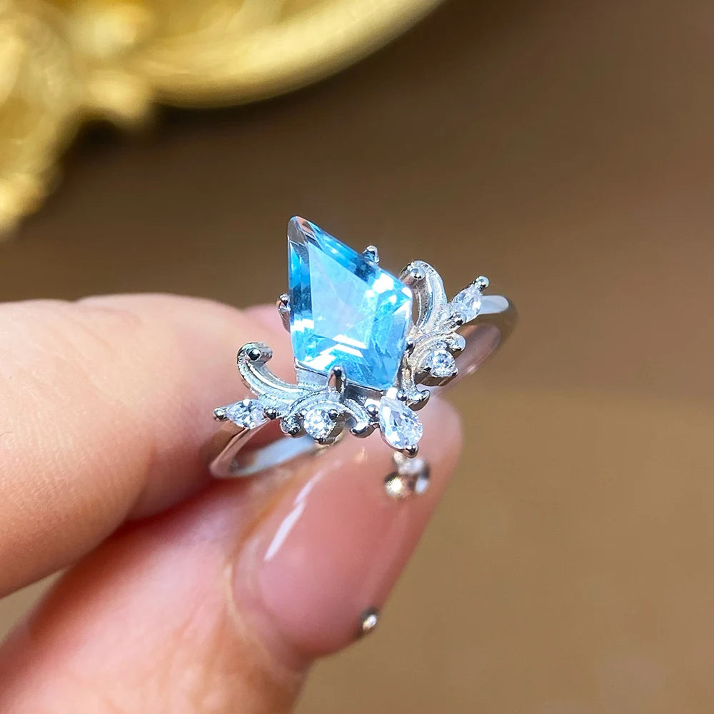 Gioiellieri Natural Sky Blue Topaz Ring with 925 Sterling Silver for Women December Birthstone Light Blue Gemstone Fine Jewelry Luxury Gift