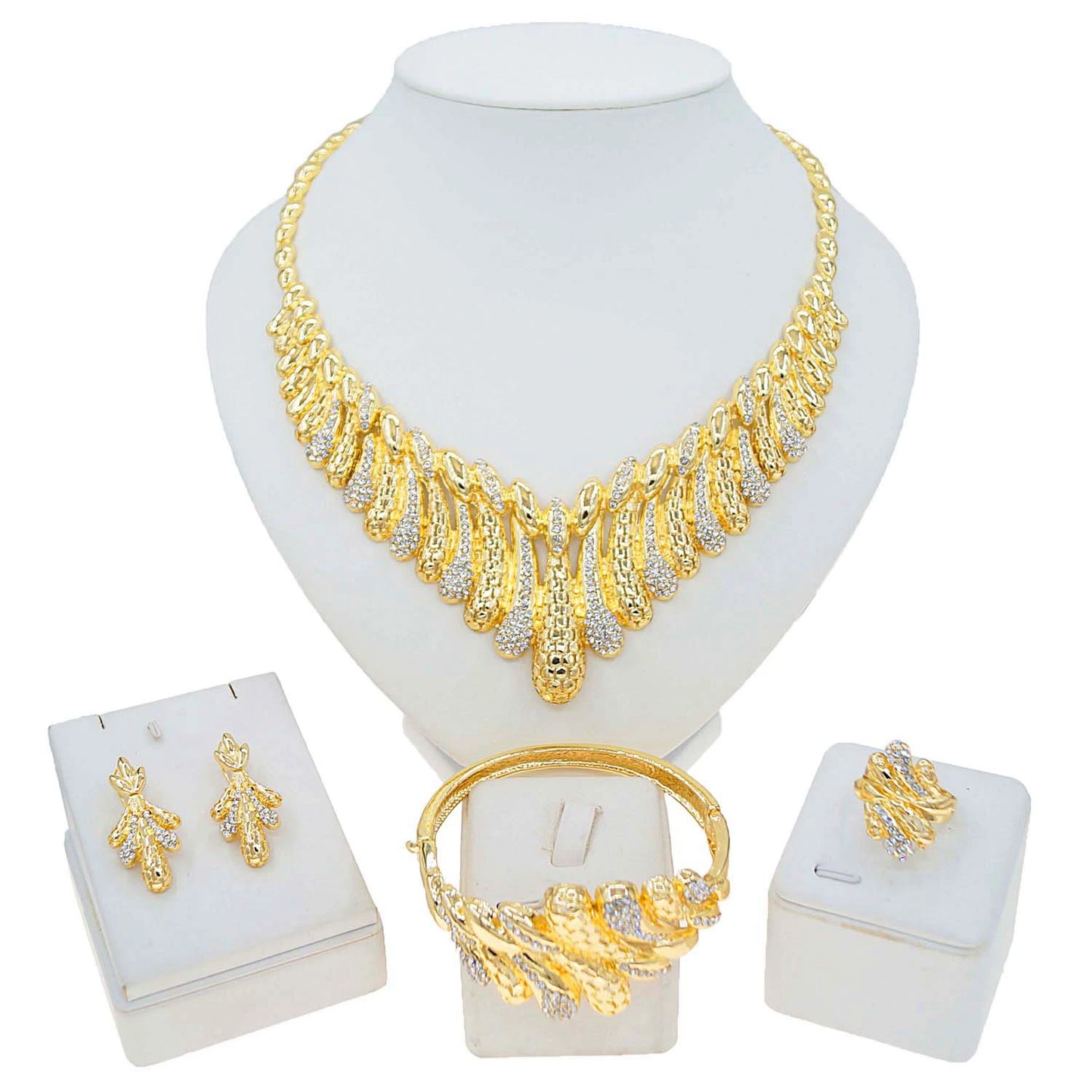 Zhuerrui Fashion New Jewelry Four Sets of Gold-Plated Chain Heavy Industry Classic Atmospheric Earrings Trend JewelryHN201101