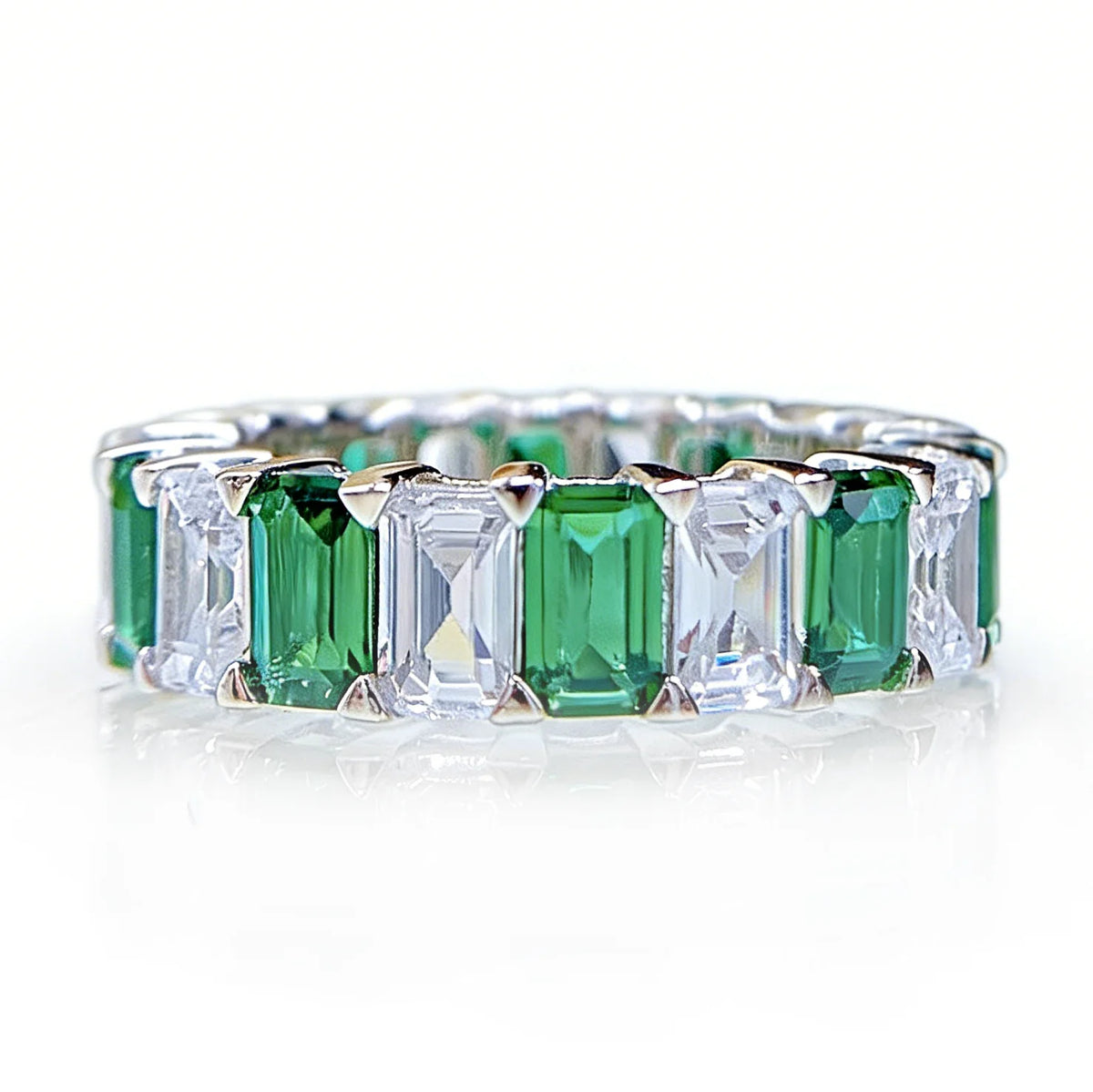 Wholesale 925 Sterling Silver Emerald 5A 8A Zirconia Ring Women Engagement Wedding Rings Custom Jewelry Manufacturing Supplies