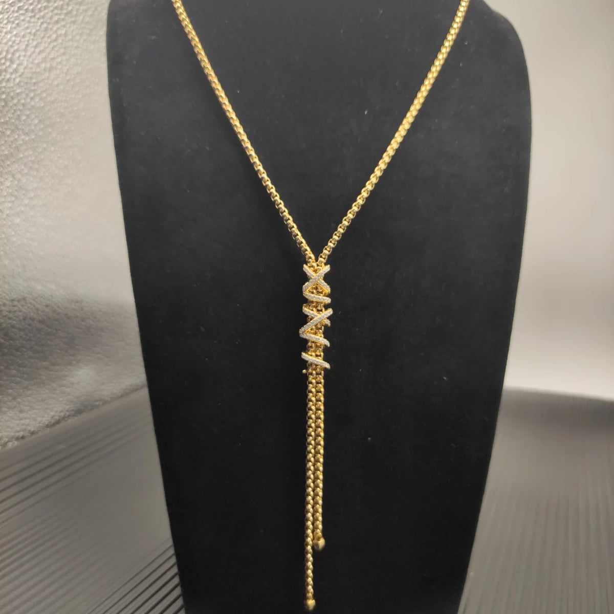 DY High-Quality Silver-Plated Square Box Chain Diamond Necklace. Gold-Plated Tassel Diamond Necklace. Jewelry Wholesale.