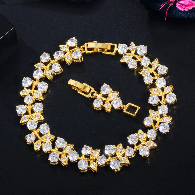 XOTICA Trendy 18K Gold Plated Women's Bracelet AAA Zirconia Geometric-shaped 18K Gold Plated Jewelry Accessory for Anniversaries