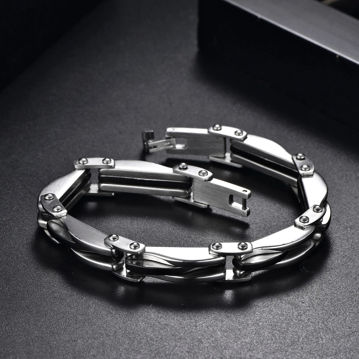REBEL Fashion Hip Hop Stainless Steel Bracelet Vintage Wrist Chain Jewelry For Men