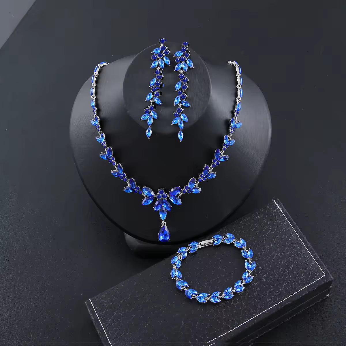 NLB01SPECIAL113 5 sets for £49/-