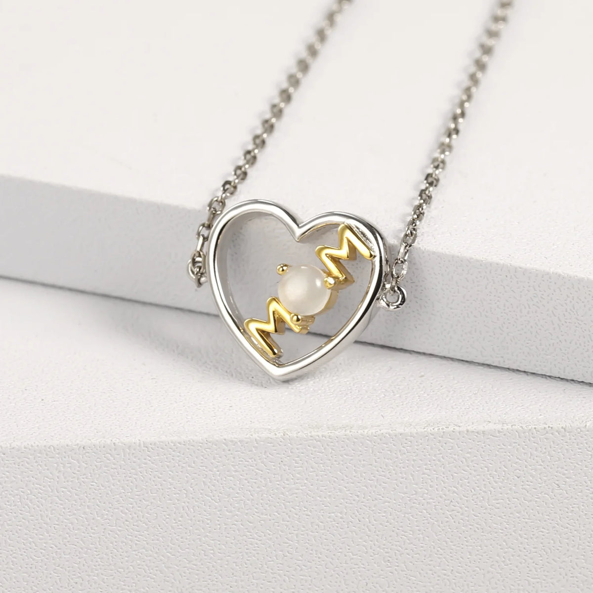 ArtistA Customize High Quality New Trend Adjustable Moonstone Gemstone 925 Sterling Silver Heart Circle Charm Bracelet for Mom Jewelry