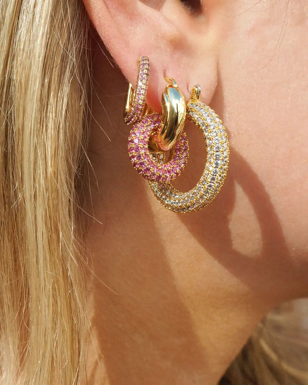 Pink Green Blue Colorful Zirconia Double Circle Huggie Hoop Earring 5A CZ High Quality Bling Fashion Design Women Jewelry