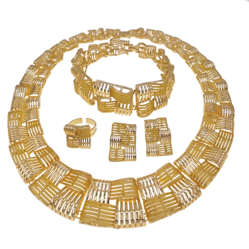 Zhuerrui Classic Designer Jewelry Four-piece Set of Africa Dubai Luxury Gold-plated Craft Ladies Exquisite Banquet JewelryHA0023