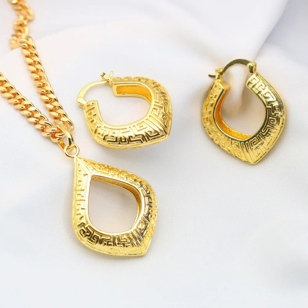 XOTICA Elegant Vintage 18K Gold Plated Copper Jewelry Set for Women Allergy-Free Necklace and Earrings for Weddings Ramadan Holidays