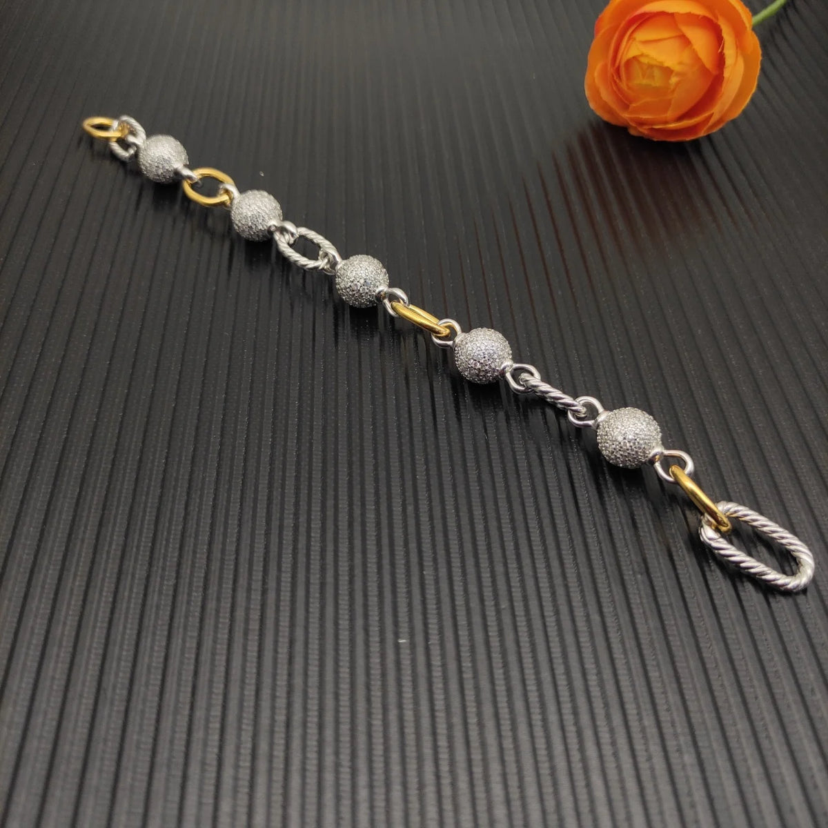 FASHIONISTA DY High-Quality Silver-Plated Round Brilliant Diamond Fashion Bracelet, Gold-Plated Diamond Bracelet, Jewelry