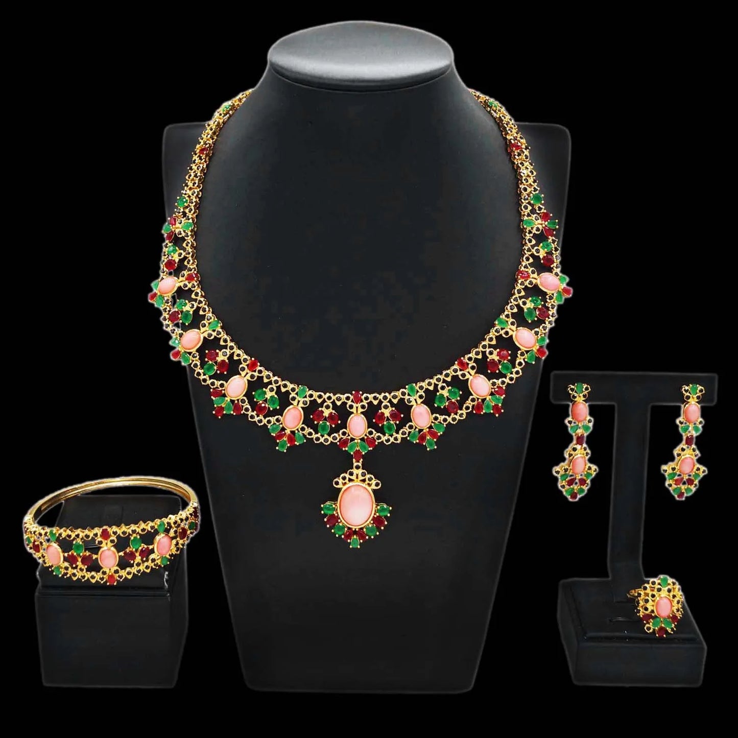 Zhuerrui Luxury Cubic Zirconia Jewelry Sets 5A Top Diamond Electroplated 4 Layers Thickened Gold Pebbles Jewelry Set HZ23072191
