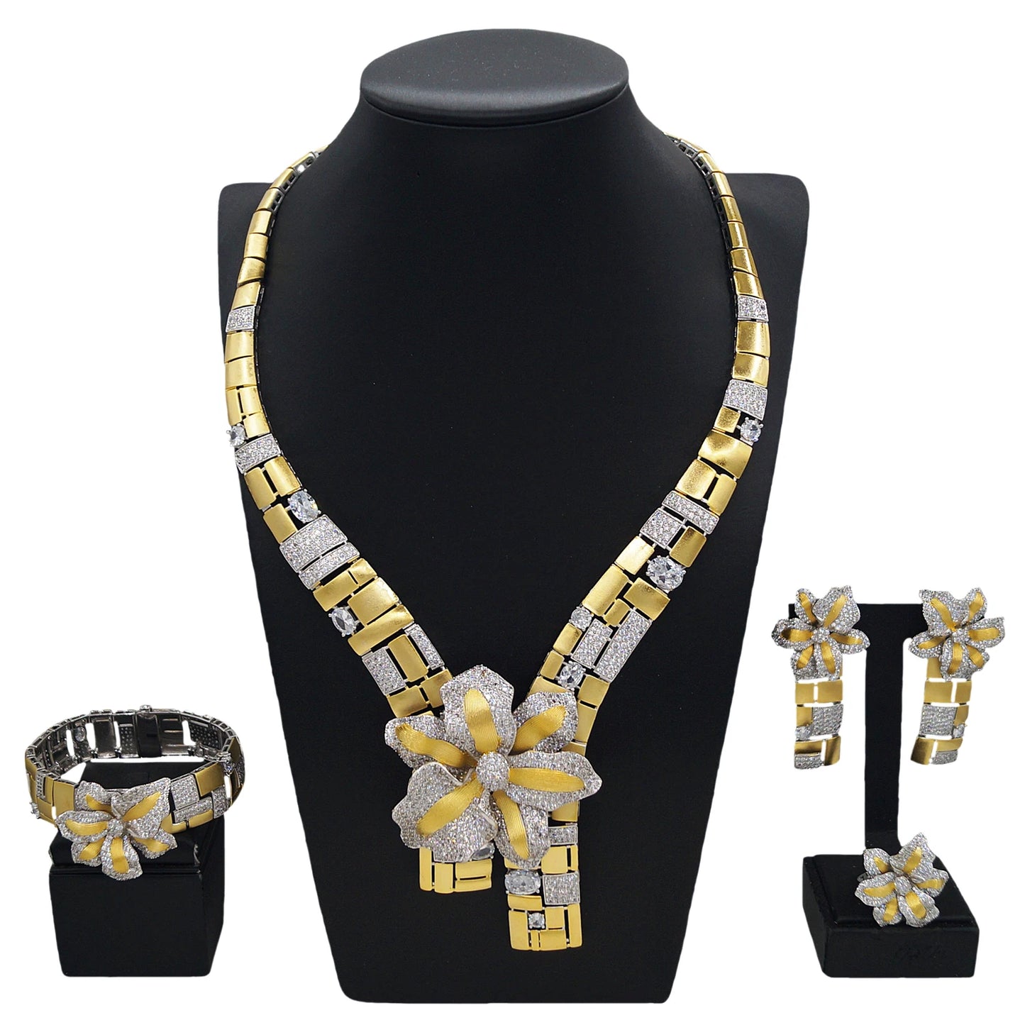 Zhuerrui Dubai Couples Dating Jewelry Set Design Sense Chain Gold Plated Romantic Nigerian Ladies High-end JewelryHZ24009196