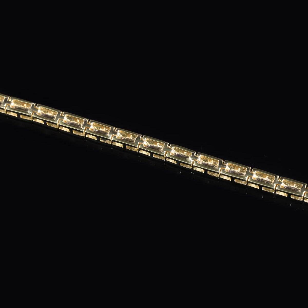 Gemfiori Factory Direct Sales Trendy Gold Plated 925 Silver Bezel Setting Baguette Cut Moissanite Diamond Tennis Bracelets for Women