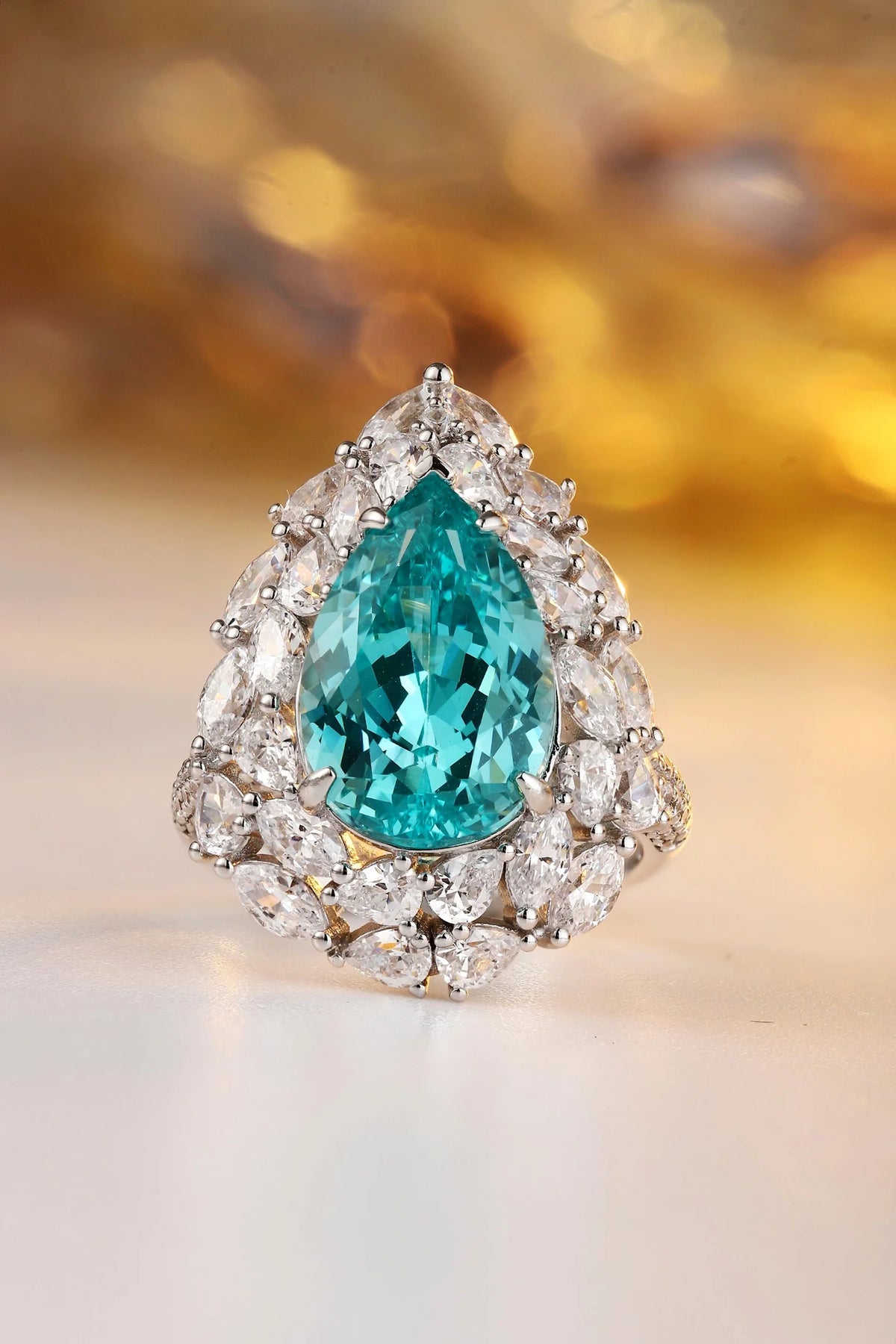 Gemfiori Luxury Jewelry Unisex Wedding Ring Trendy Pear Cut Lab-Grown Paraiba Halo Gift Exquisite Premium Grade Craftsmanship
