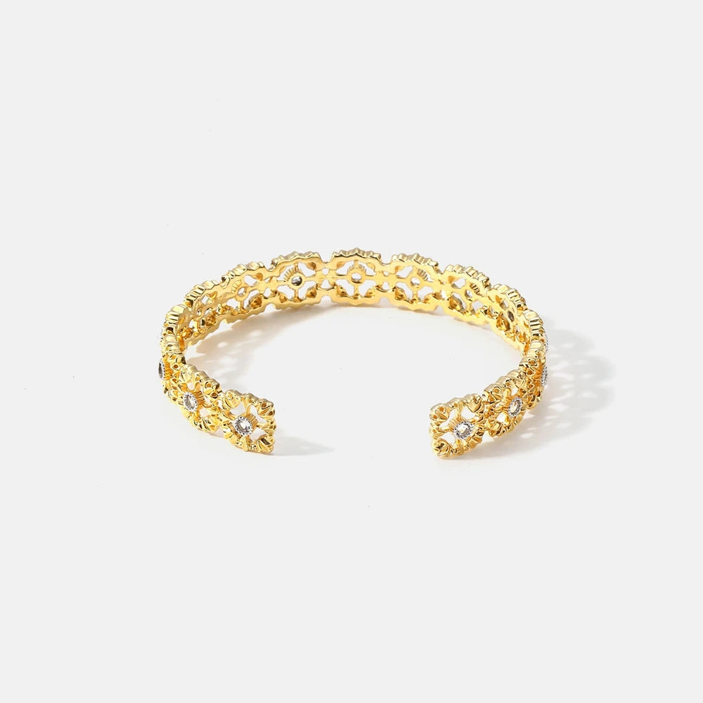Silverelli | 925 Silver Lace Hollowed Out Bangle | Emerald & Diamond | 18K Gold Plated