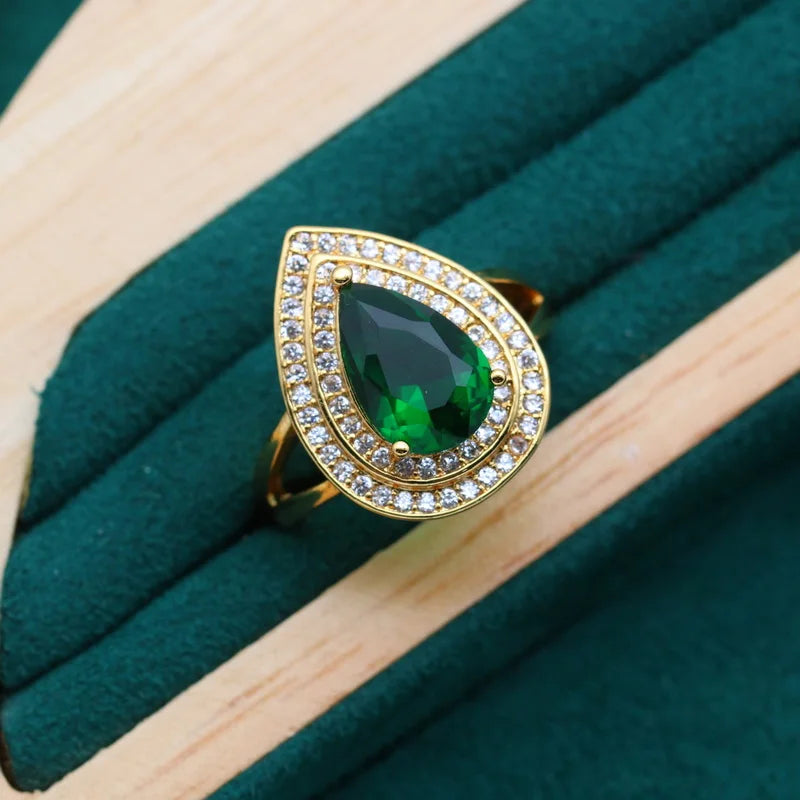 REDheart Custom 18K Gold and Silver Water Drop Green Crystal Ring Classic Style Women's Alloy Jewelry for Wedding Parties