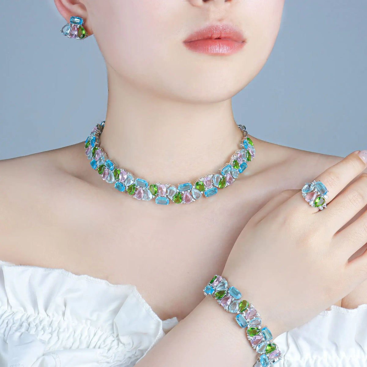Brand Designer Style 18K Gold Plated Geometric CZ Necklace Set Fashion Collarbone Chain Jewelry Set for Women Daily Wear OEM