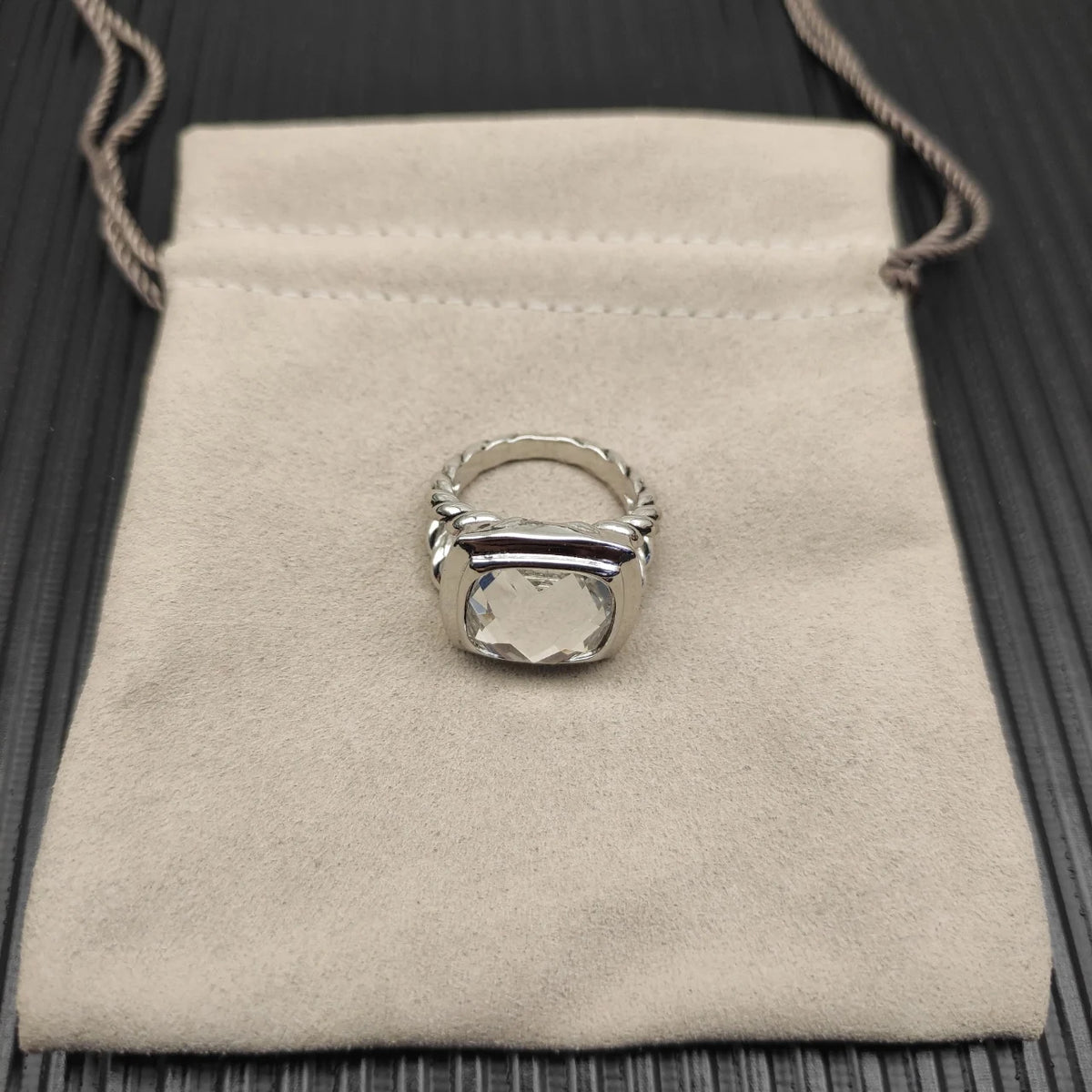 FASHIONISTA DY High-Quality Silver-Plated 14mm Square Diamond-Set Ring, Gold-Plated Colored Gemstone-Set Ring, Jewelry