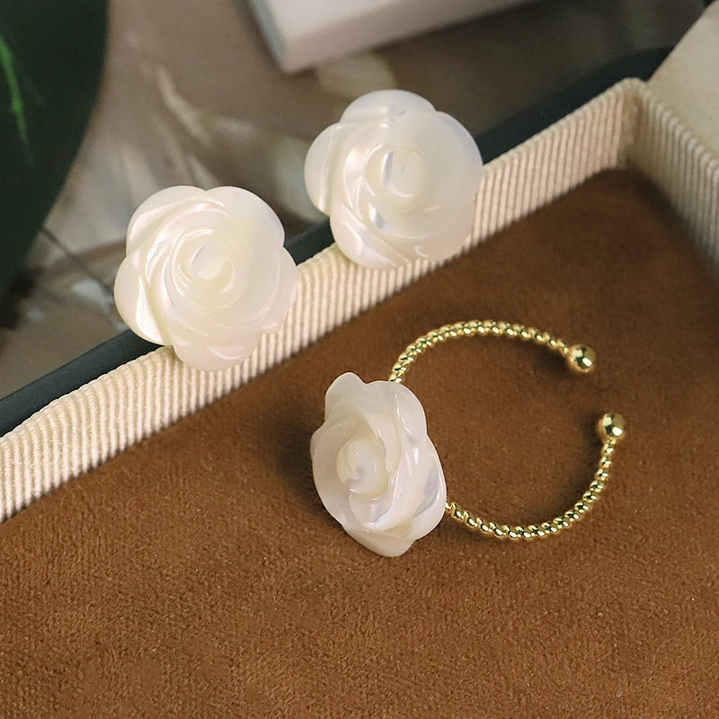 GLSEEVO Natural Shell Flower Jewelry Set for Women Wedding Bridal Engagement Daily Wear Shell Floral Jewelry Set Dainty Jewelry