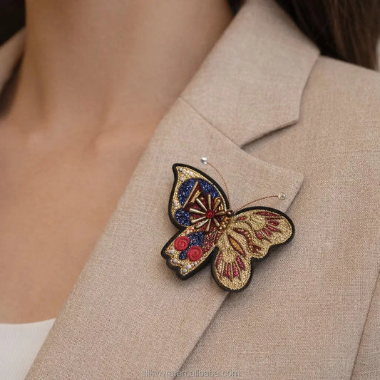 Hand Embroidered Silk Butterfly Brooch Yunjin Fudie Square Shape Brocade Art Pin Luxury Home Decoration for Women